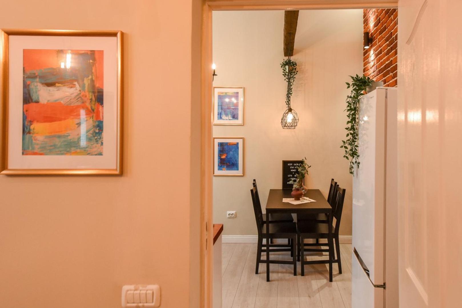 Elegant Studio - Urban Escape In Bukarest Eksteriør billede