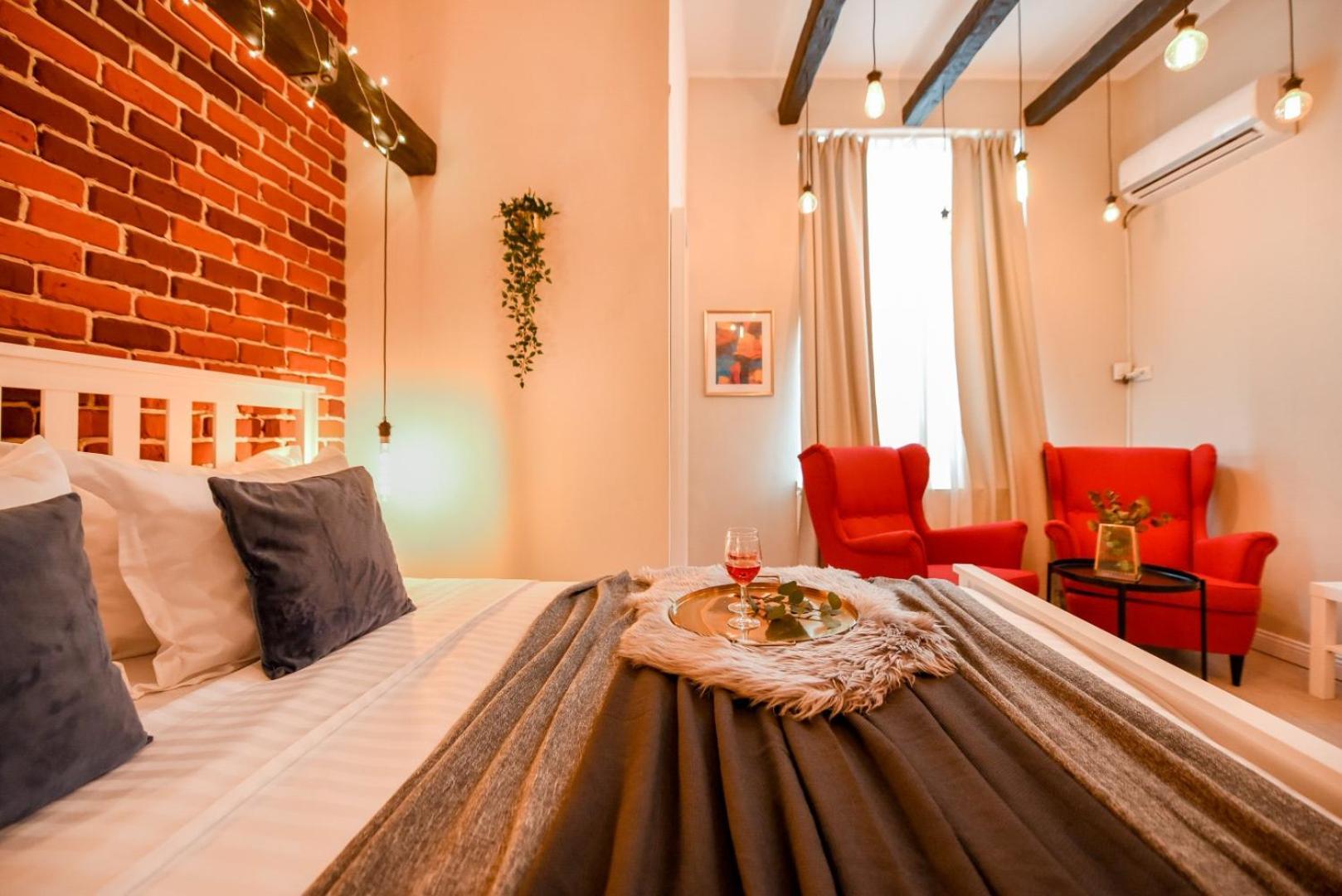 Elegant Studio - Urban Escape In Bukarest Eksteriør billede
